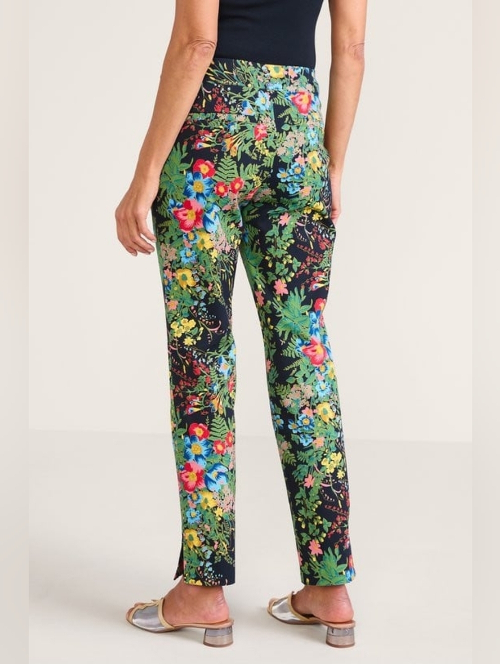 Soft Surroundings Superla Slim Leg Ankle Pants Size Medium - Picture 3 of 11